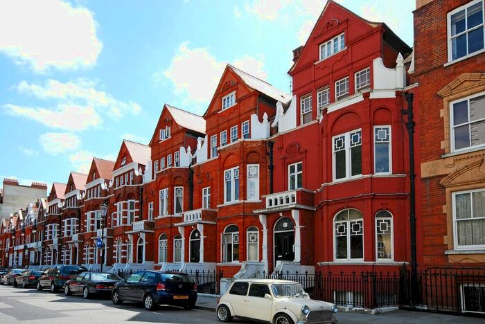 1 Bedroom Flat To Rent In Earls Court Square, Earls Court, London, SW5