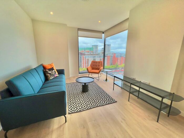 2 Bedroom Flat To Rent In The Gate, Meadowside, Aspin Lane, Manchester, M4