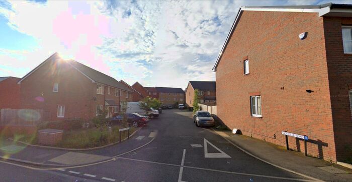 3 Bedroom Terraced House To Rent In Sackville Road, Luton, LU1