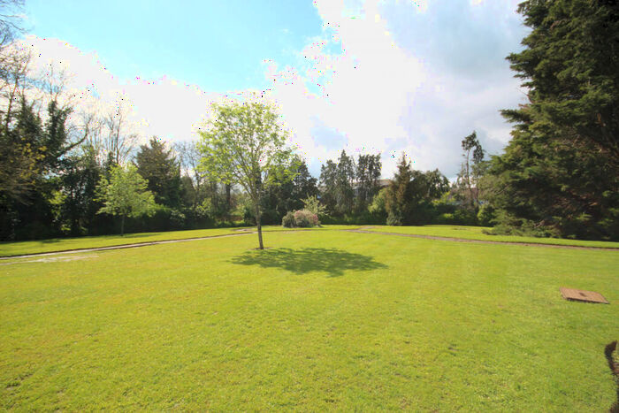 3 Bedroom Flat To Rent In Talisman Way, Wembley, Middlesex, HA9