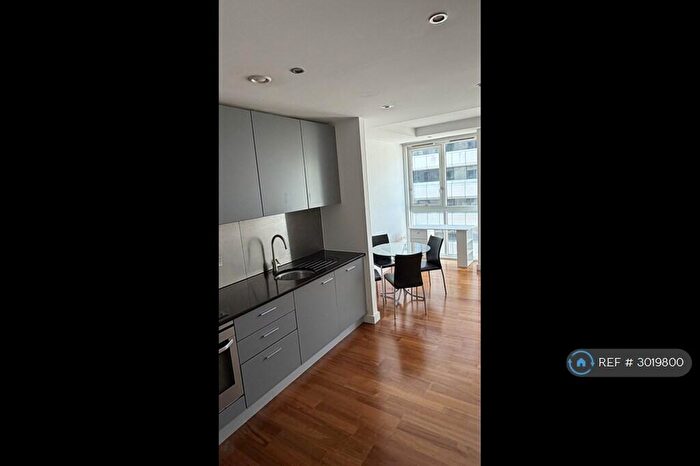 1 Bedroom Flat To Rent In Newport Road, Cardiff, CF24
