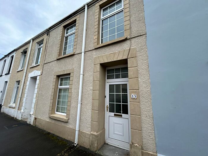 3 Bedroom Terraced House To Rent In Cambrian Place, Swansea, SA4