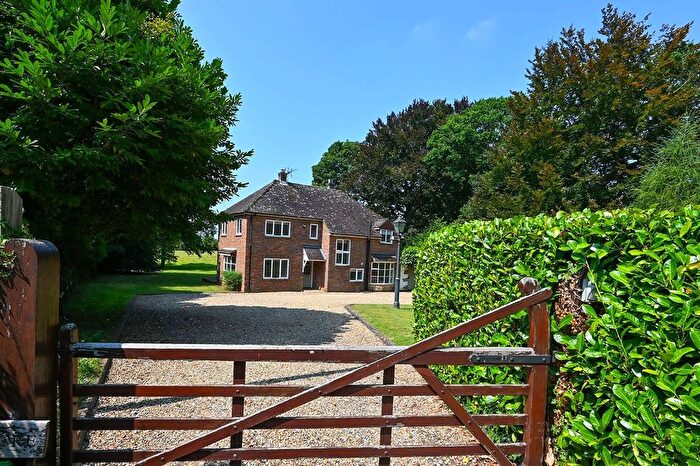 4 Bedroom Detached House To Rent In Priorswood, Dr, Guildford, GU3