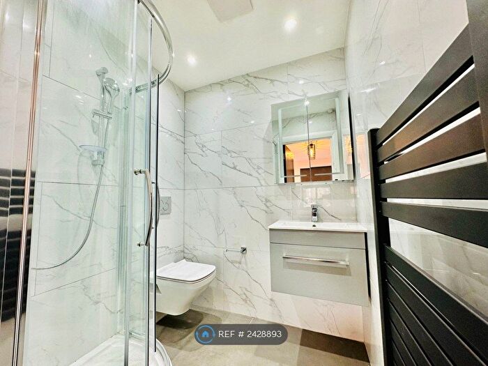 2 Bedroom Flat To Rent In Copperfield Road, London, E3