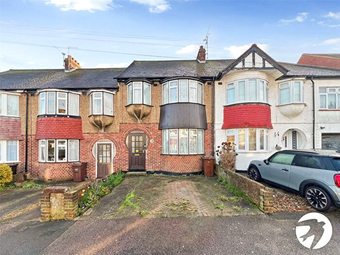 3 Bedroom Terraced House For Sale In Grafton Avenue, Rochester, Kent, ME1