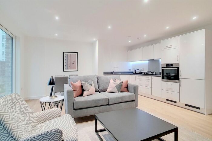 2 Bedroom Flat To Rent In Southmere House, Legacy Wharf, E15