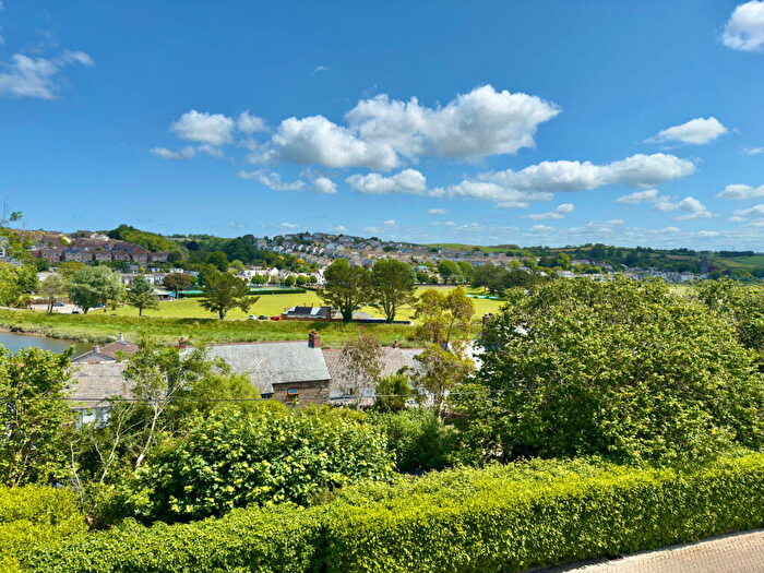 1 Bedroom Flat For Sale In Fernleigh Gardens, Wadebridge, PL27