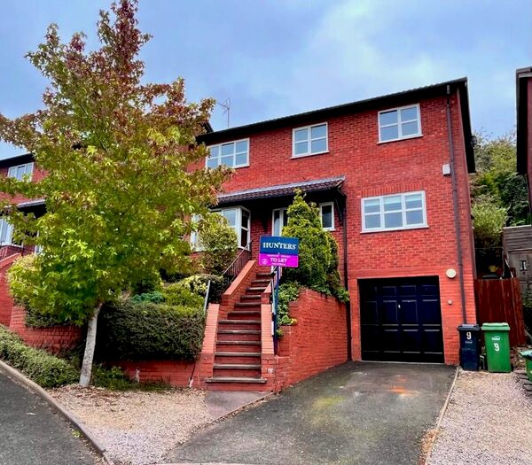 4 Bedroom Property To Rent In Ley Rise, Sedgley, West Midlands, DY3