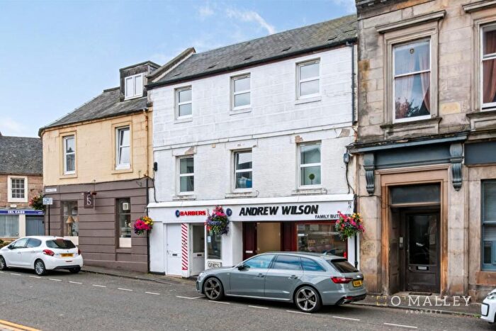 2 Bedroom Flat To Rent In Bank Street, Alloa, FK10