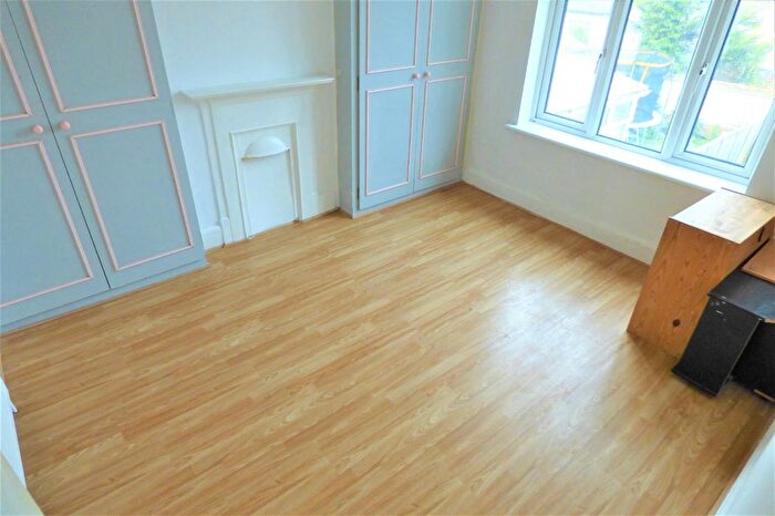 4 Bedroom Terraced House To Rent In Farmilo Road, Walthamstow, E17