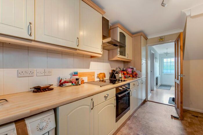 3 Bedroom Semi-Detached House To Rent In Beverley Gardens, Maidenhead, SL6