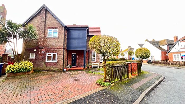 4 Bedroom Detached House For Sale In Hillburn Road, Wisbech, Cambridgeshire, PE13