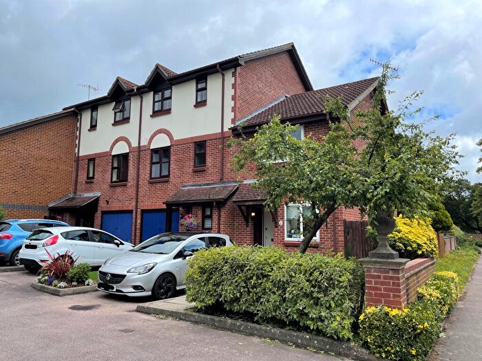 2 Bedroom Terraced House To Rent In Wordsworth Mead, RH1