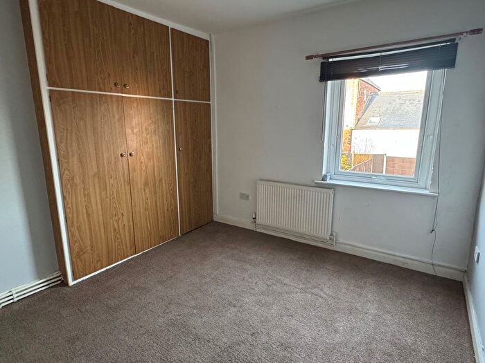 2 Bedroom Terraced House For Sale In Grafton Street, Worksop, S80