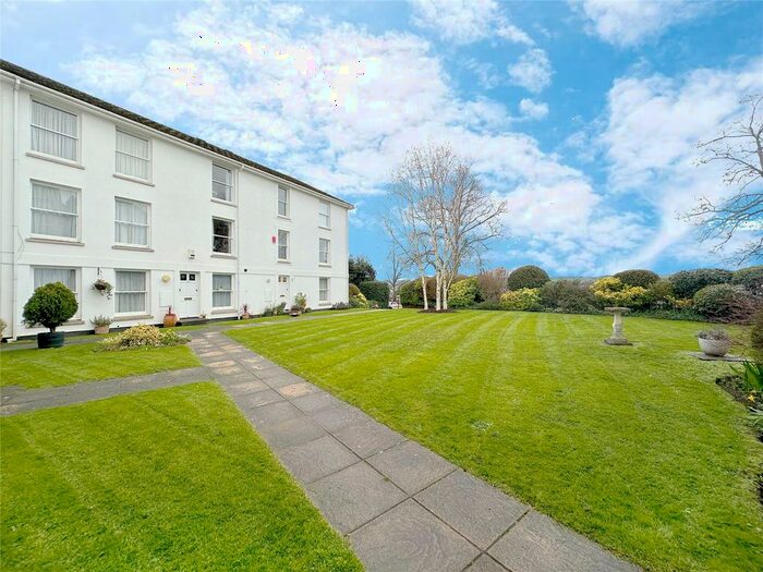 2 Bedroom Flat To Rent In Colleton Crescent, St. Leonards, Exeter, EX2