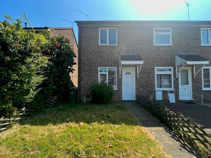 2 Bedroom Property To Rent In Ickworth Close, South Wootton, King's Lynn, PE30