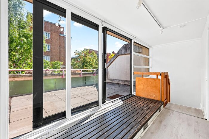 4 Bedroom Terraced House For Sale In Ainsworth Way, St Johns Wood, NW8