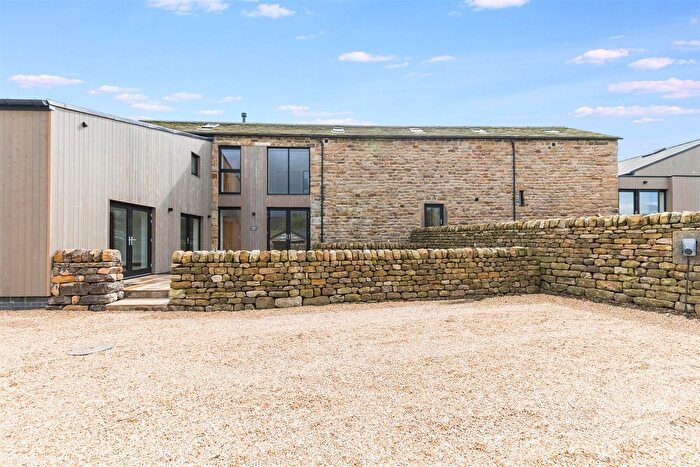 3 Bedroom Property For Sale In Hunger Hill, Middleton, Ilkley, LS29