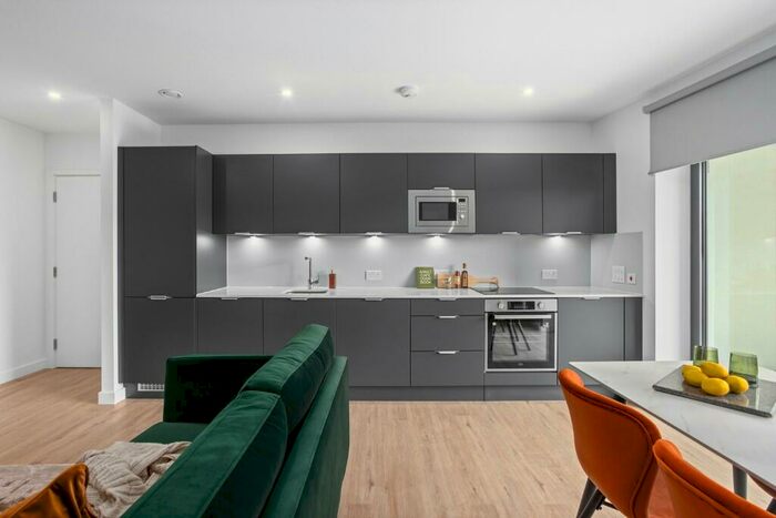 2 Bedroom Apartment To Rent In London Road, Plaistow Hub, London, E13