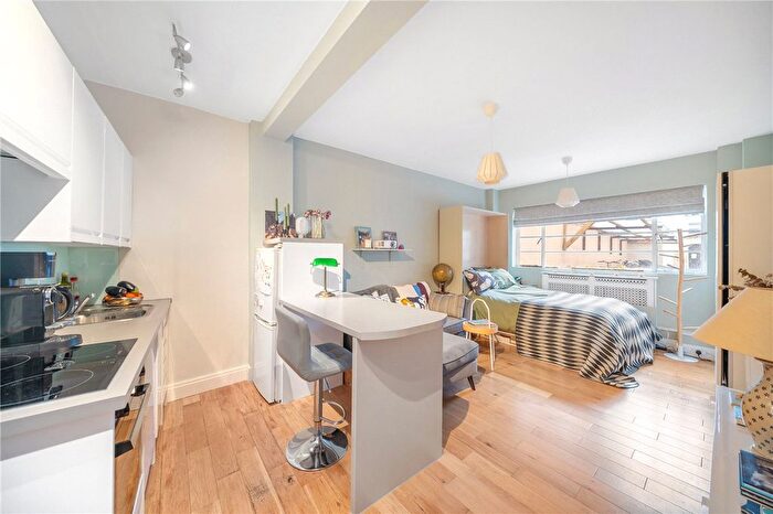 Studio For Sale In Palace Gardens Terrace, London, W8