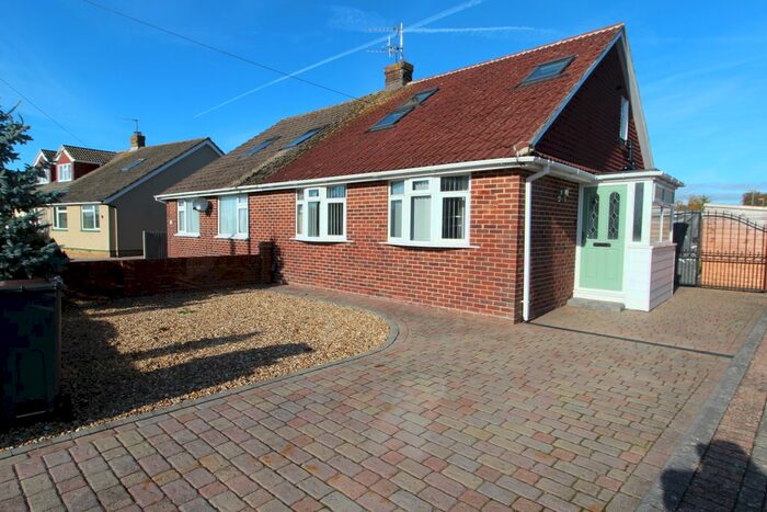 3 Bedroom Semi-Detached Bungalow To Rent In Anmore Drive, Waterlooville, PO7
