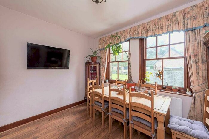 4 Bedroom Detached House For Sale In New Ground Road, Aldbury, HP23