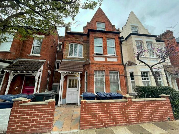 1 Bedroom Flat To Rent In Fairlawn Avenue, London, W4