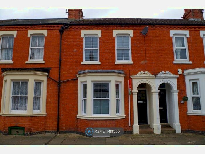 4 Bedroom Terraced House To Rent In Thursby Road, Northampton, NN1