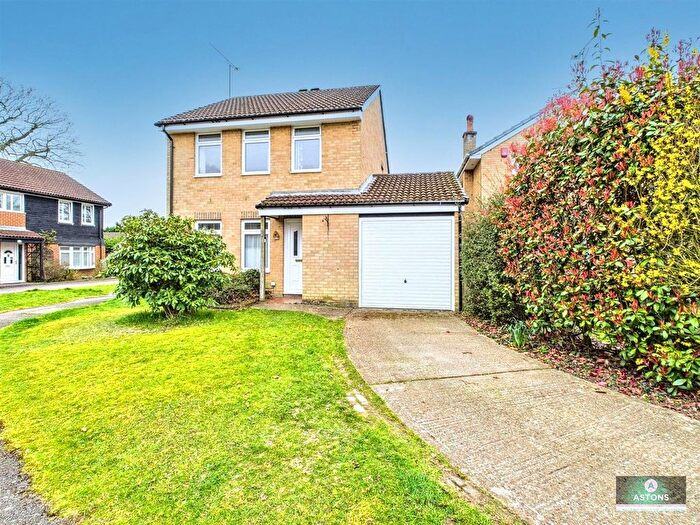 3 Bedroom Detached House To Rent In Oakfields, Worth, Crawley, RH10