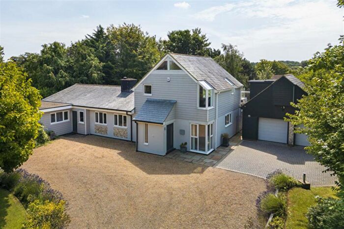 6 Bedroom Detached House For Sale In White Lines, Chequers Hill, Doddington, ME9