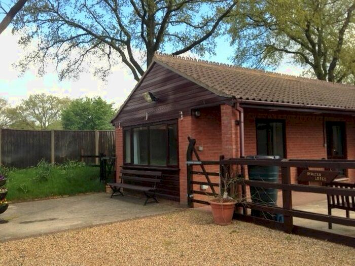 1 Bedroom Detached Bungalow To Rent In Holt Road, Felthorpe, NR10