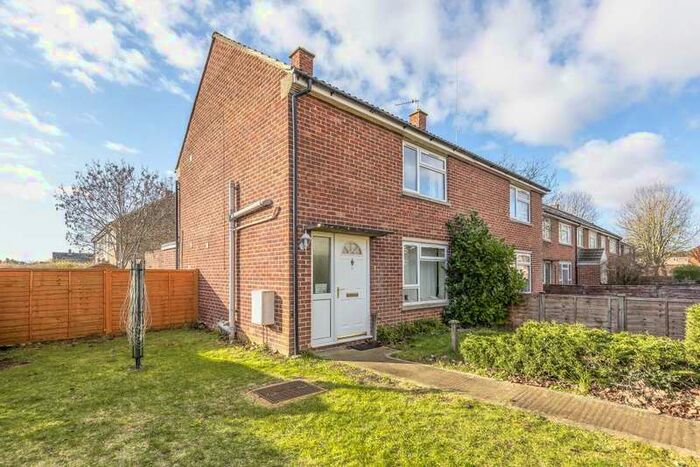 1 Bedroom Apartment To Rent In Pembroke Way, Bicester, OX26