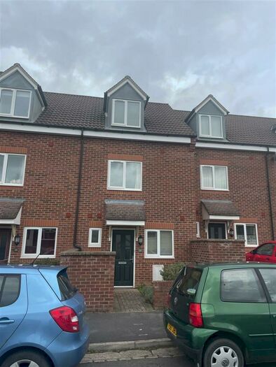 3 Bedroom House To Rent In Kelston Road, Southmead, Bristol, BS10