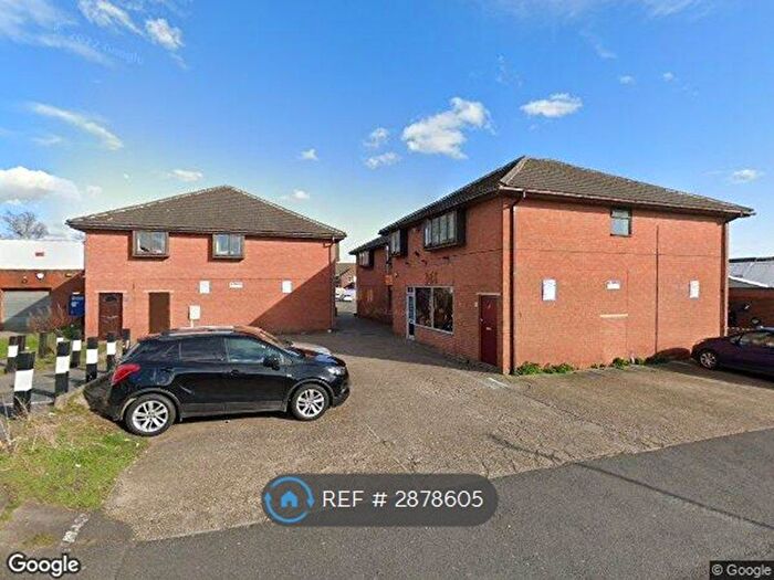 2 Bedroom Flat To Rent In Chapel Walk, Alfreton, DE55