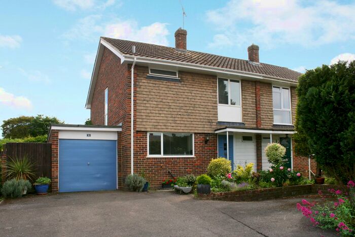 3 Bedroom Semi-Detached House To Rent In Woodgreen Road, Winchester, SO22