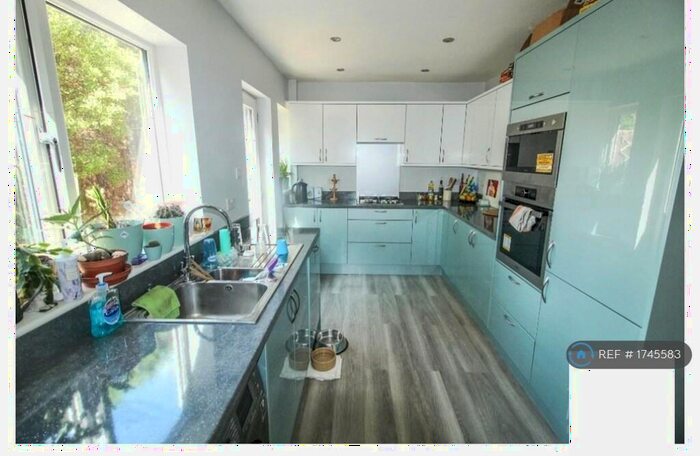 2 Bedroom Terraced House To Rent In Tunstall Crescent, NG8