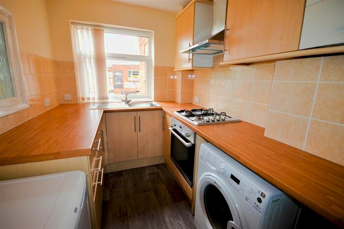 2 Bedroom Flat To Rent In London Road, Oadby, Leicester, LE2