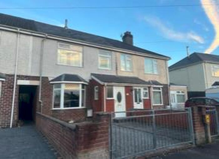 3 Bedroom House To Rent In Jubilee Crescent, Bridgend, CF31