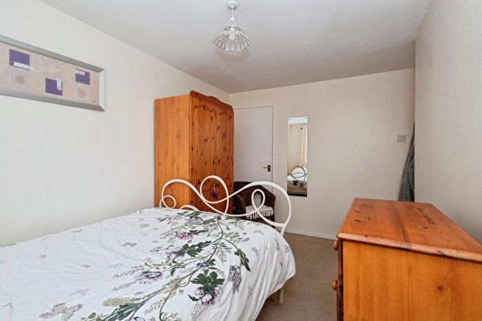 3 Bedroom Semi Detached House For Sale In Dain Close, Dukinfield, Cheshire, SK16