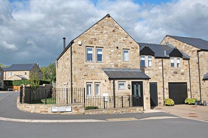 3 Bedroom House For Sale In Higher Raikes Avenue, Skipton, North Yorkshire, BD23