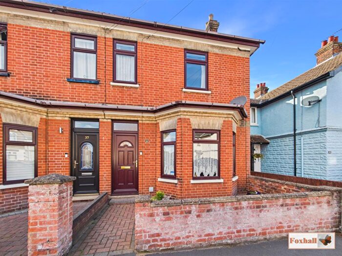 4 Bedroom Semi Detached House For Sale In Leopold Road, Ipswich, IP4