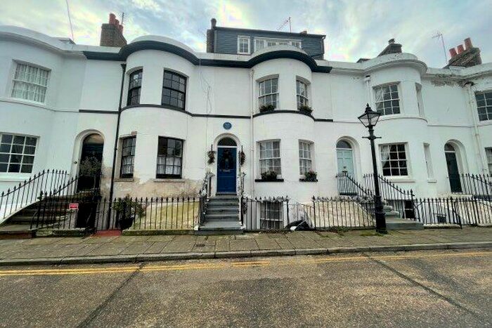 5 Bedroom Property To Rent In Guildford Lawn, Ramsgate, CT11