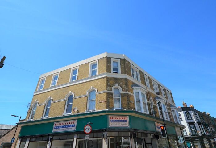 2 Bedroom Apartment To Rent In High Street, Shanklin, PO37