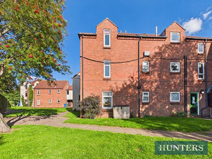 2 Bedroom Flat For Sale In Wellington Road, Beverley, HU17