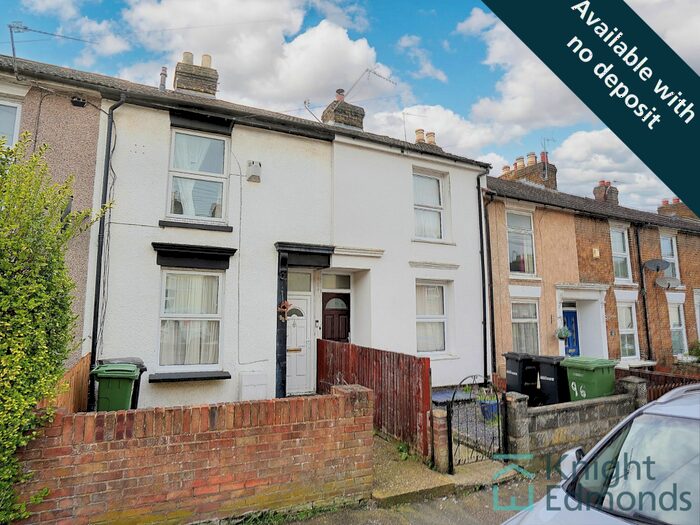 2 Bedroom Terraced House To Rent In Kingsley Road, Maidstone, ME15