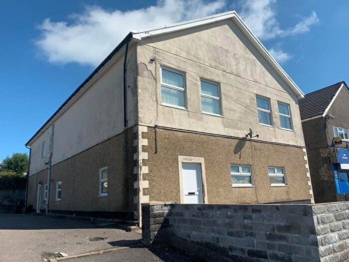 2 Bedroom Flat For Sale In Flat Aneurin House, Heol Aneurin, Caerphilly, Mid Glamorgan, CF83