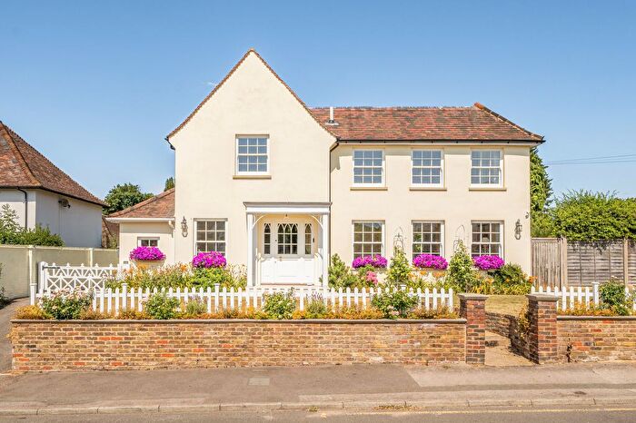 5 Bedroom Detached House For Sale In Abbots Road, Abbots Langley, WD5