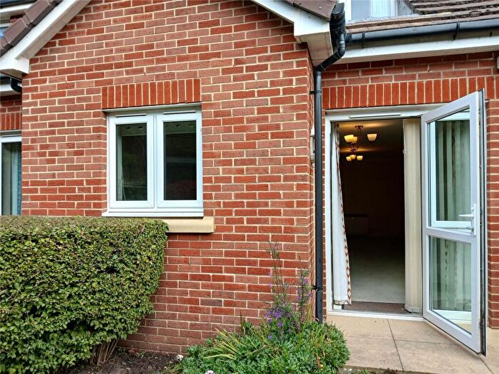 2 Bedroom Apartment To Rent In Vicarage Lane, Hailsham, East Sussex, BN27
