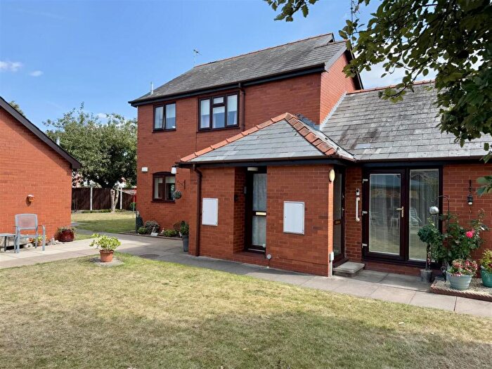 1 Bedroom Flat For Sale In Grandstand Road, Hereford, HR4