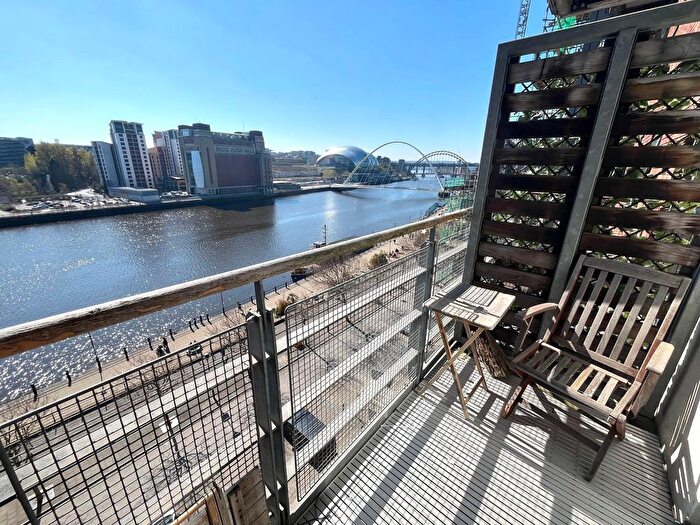 2 Bedroom Property To Rent In Quayside, Newcastle Upon Tyne, NE1